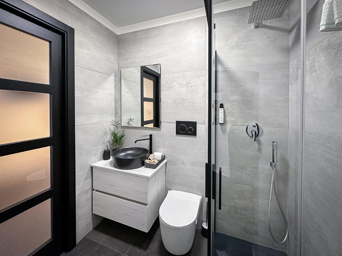 Marbel Suite Adelfia Exterior foto